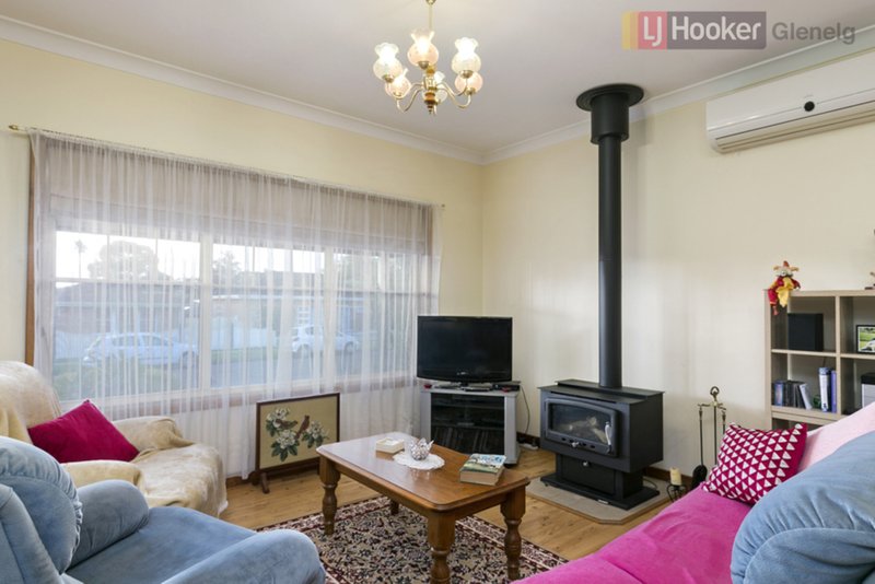 Photo - 4 Bay Street, Seacombe Gardens SA 5047 - Image 3