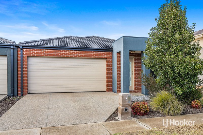 4 Bay Way, Point Cook VIC 3030