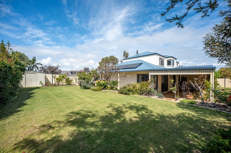 Photo - 4 Bayeux Avenue, Port Kennedy WA 6172 - Image 30