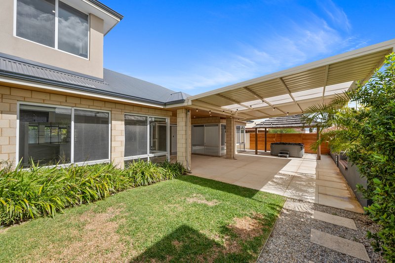 Photo - 4 Bayview Terrace, Yangebup WA 6164 - Image 31