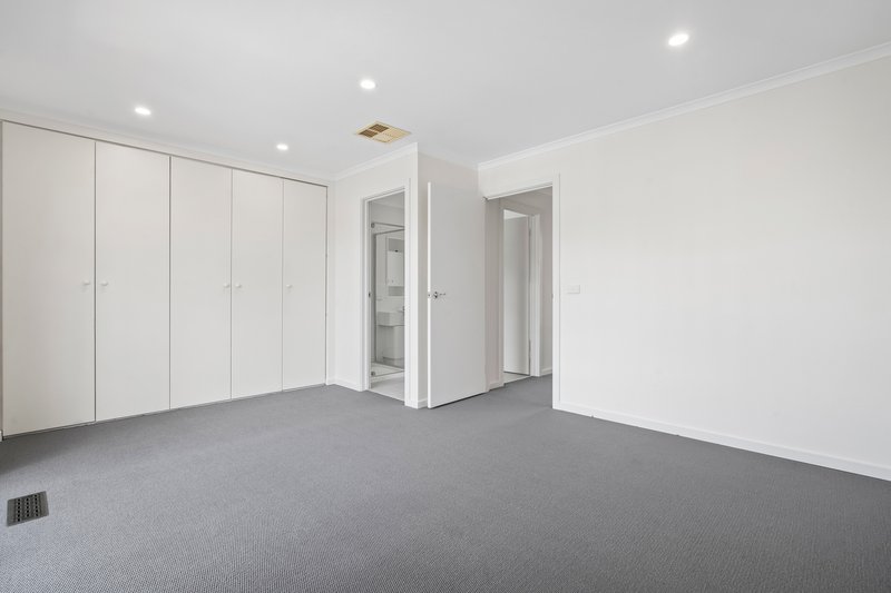 Photo - 4 Beaumonde Street, Coburg VIC 3058 - Image 5