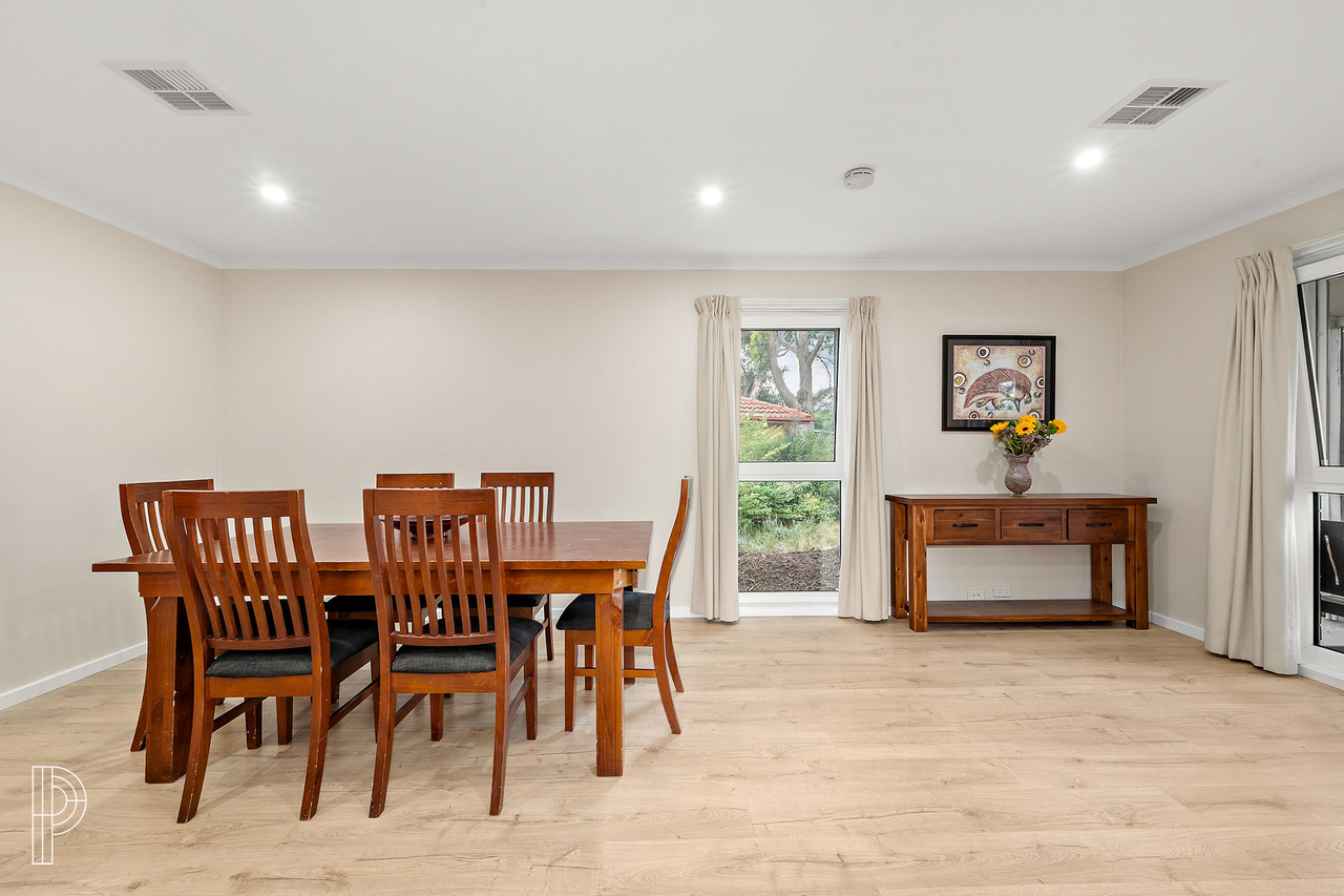 4-bedroom house at 4 Beaurepaire Crescent, Holt, ACT 2615, , Australian Capital Territory