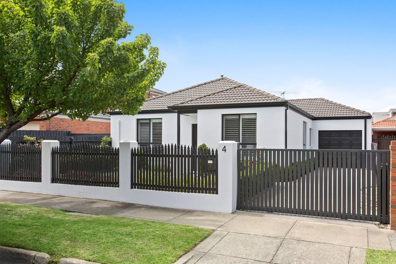 Photo - 4 Becket Avenue, Bentleigh East VIC 3165 - Image 2