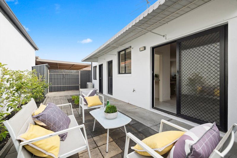 Photo - 4 Becket Avenue, Bentleigh East VIC 3165 - Image 13