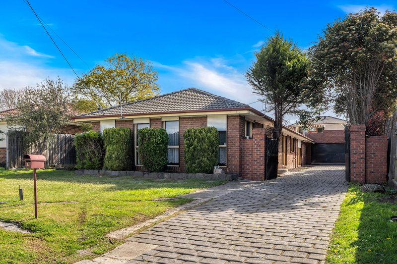 4 Beckington Place, Craigieburn VIC 3064