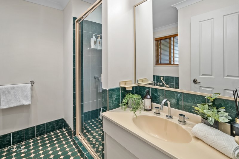 Photo - 4 Bedarra Court, Eight Mile Plains QLD 4113 - Image 14