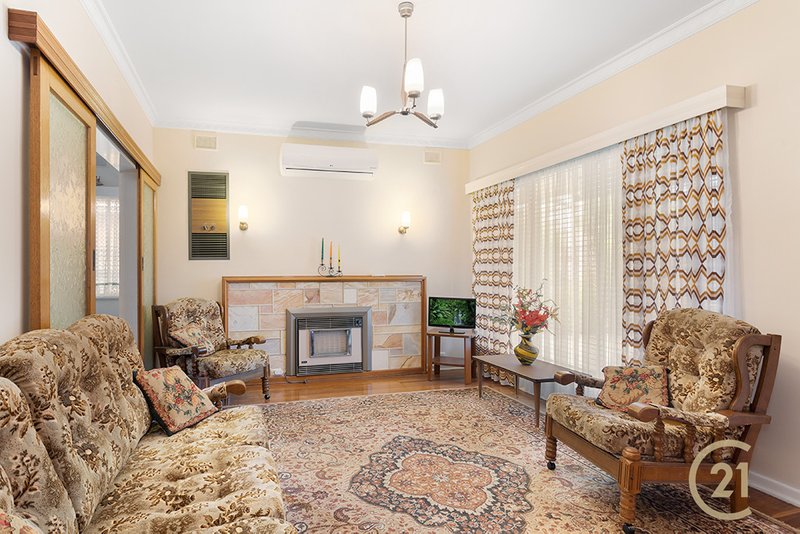 Photo - 4 Bedford Street, Largs Bay SA 5016 - Image 8