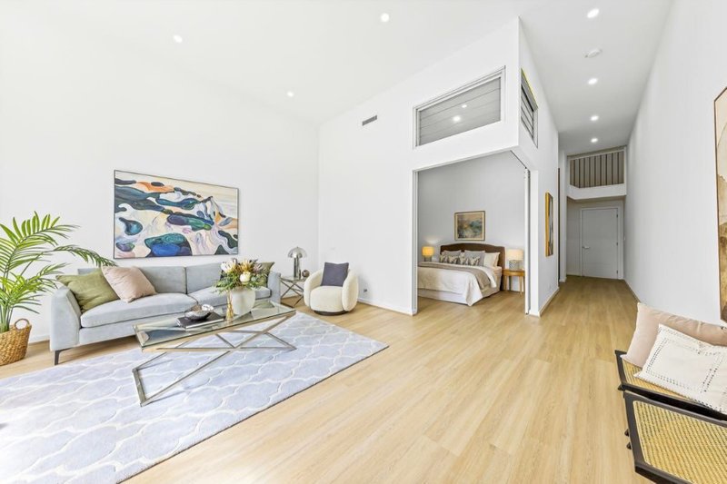 Photo - 4 BEDROOMS Huge Townhouses ( Open To Inspect ) , Box Hill NSW 2765 - Image 17