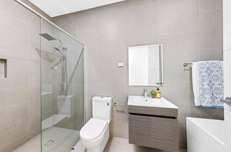 Photo - 4 BEDROOMS Huge Townhouses ( Open To Inspect ) , Box Hill NSW 2765 - Image 19