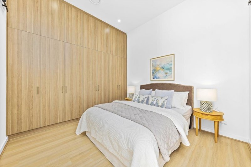 Photo - 4 BEDROOMS Huge Townhouses ( Open To Inspect ) , Box Hill NSW 2765 - Image 20