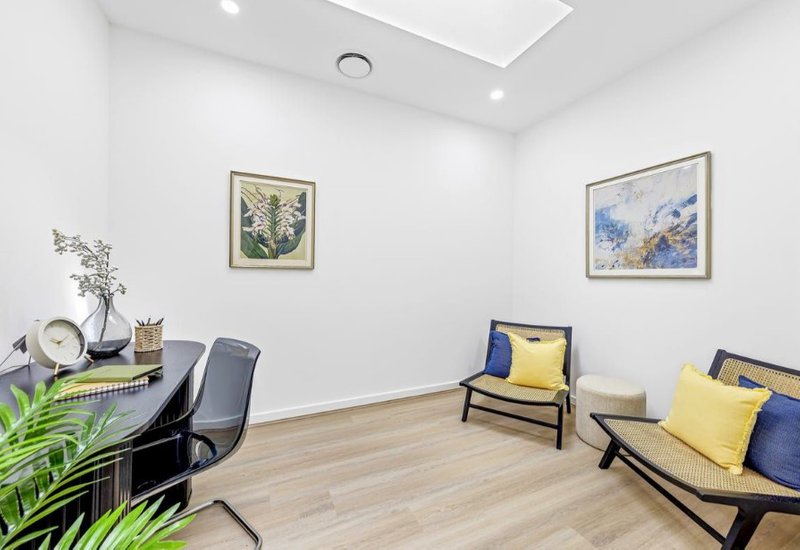 Photo - 4 BEDROOMS Plus Rumpus ( Open To Inspect ) , Box Hill NSW 2765 - Image 19