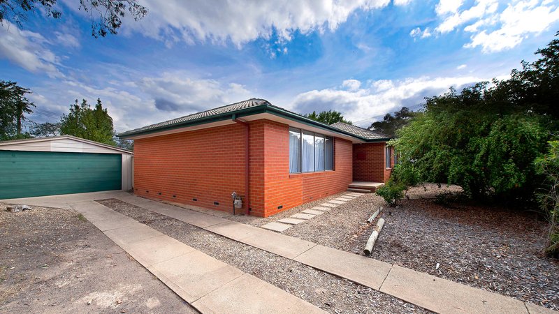 Photo - 4 Beilby Place, Kambah ACT 2902 - Image 4