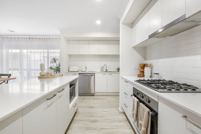 Photo - 4 Belcello Street, Botanic Ridge VIC 3977 - Image 1