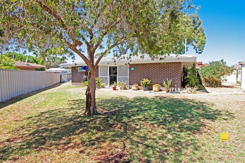 4 Bell Court, Leeman WA 6514