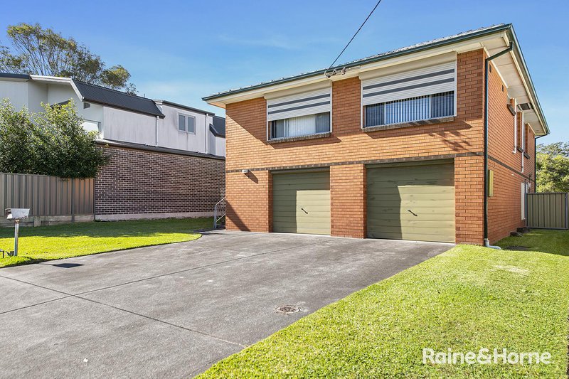 Photo - 4 Bell Street, Belmont North NSW 2280 - Image 3