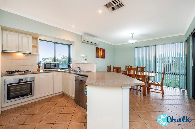 Photo - 4 Bell Street, Rockingham WA 6168 - Image 6