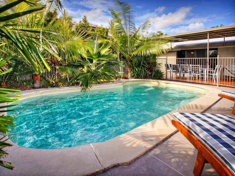 4 Bella Street, Cashmere QLD 4500