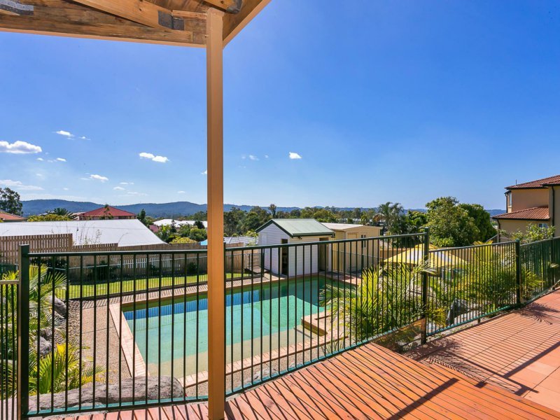 Photo - 4 Bellavista Close, Highland Park QLD 4211 - Image 23