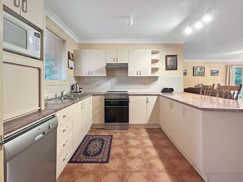 Photo - 4 Bellbird Close, Surfside NSW 2536 - Image 4