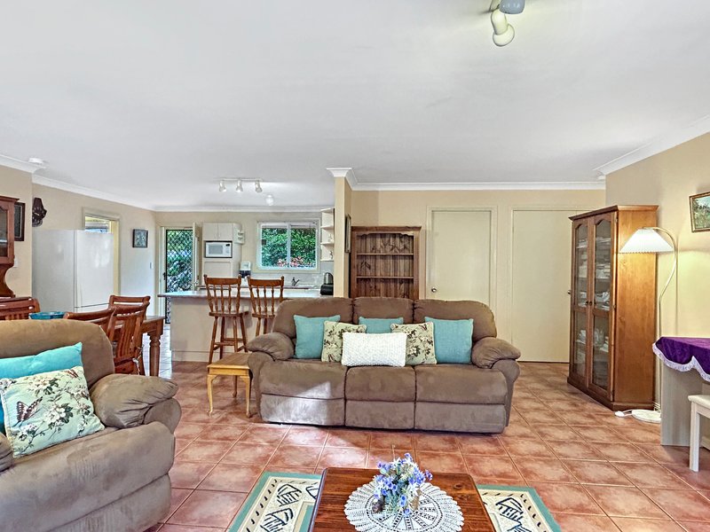 Photo - 4 Bellbird Close, Surfside NSW 2536 - Image 7