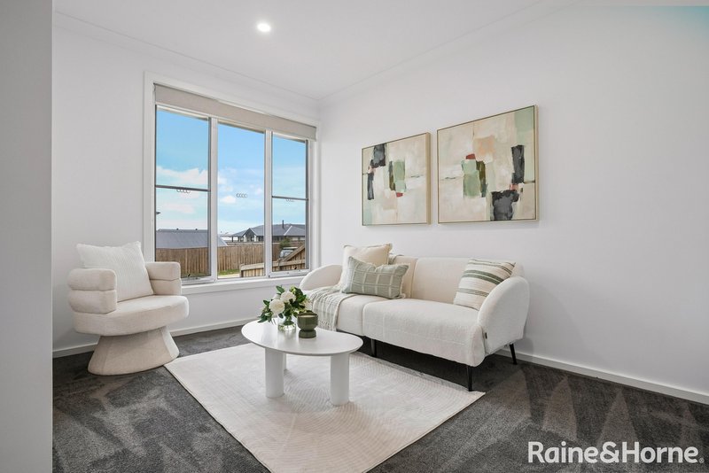 Photo - 4 Belmont Lane, Gisborne VIC 3437 - Image 3