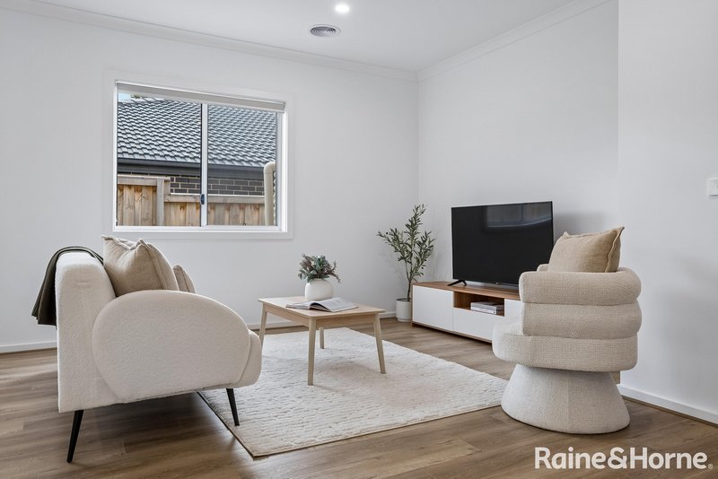 Photo - 4 Belmont Lane, Gisborne VIC 3437 - Image 4