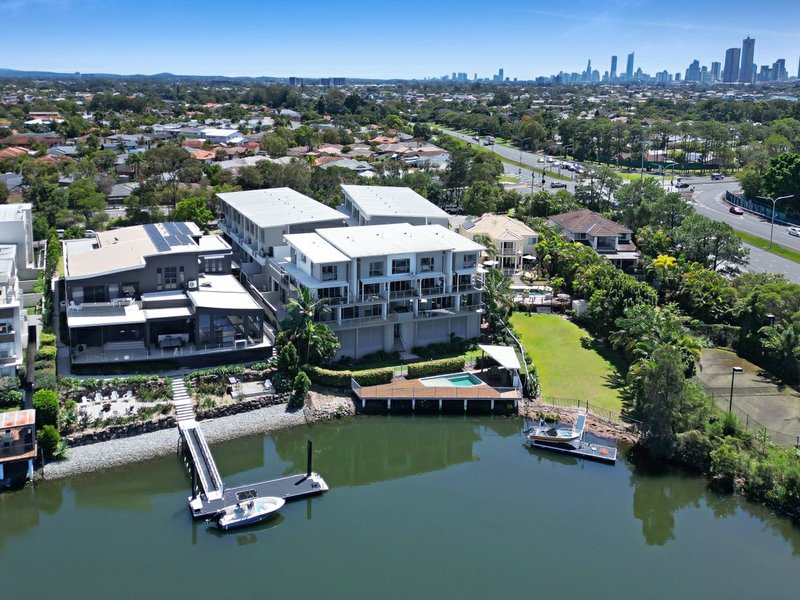 Photo - 4 Ben Lexcen Place, Robina QLD 4226 - Image 2