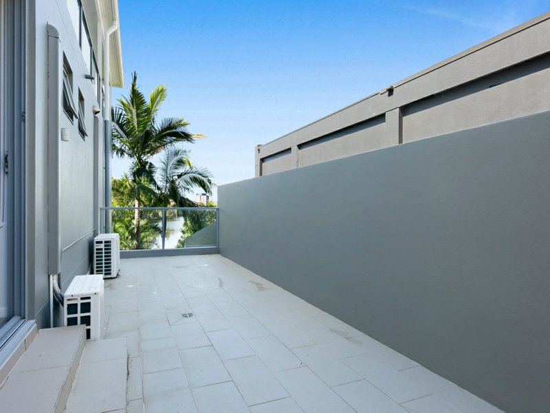 Photo - 4 Ben Lexcen Place, Robina QLD 4226 - Image 19