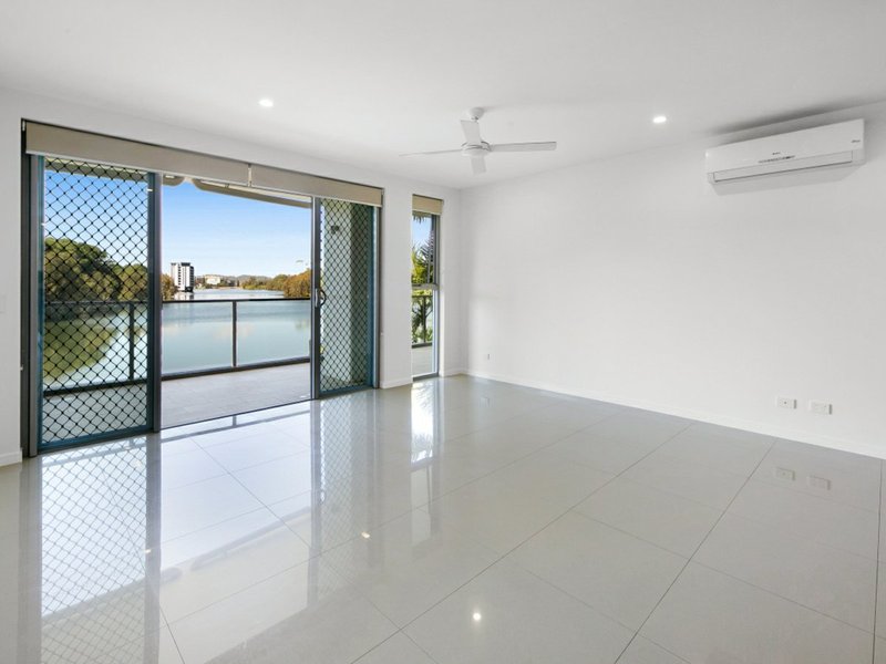 Photo - 4 Ben Lexcen Place, Robina QLD 4226 - Image 25