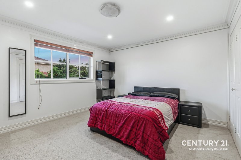 Photo - 4 Ben Place, Beaumont Hills NSW 2155 - Image 12