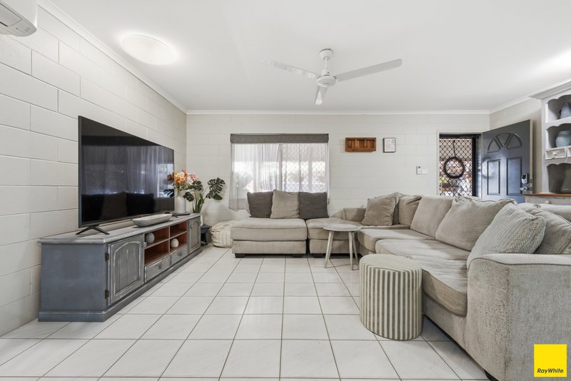 Photo - 4 Bena Street, Smithfield QLD 4878 - Image 5
