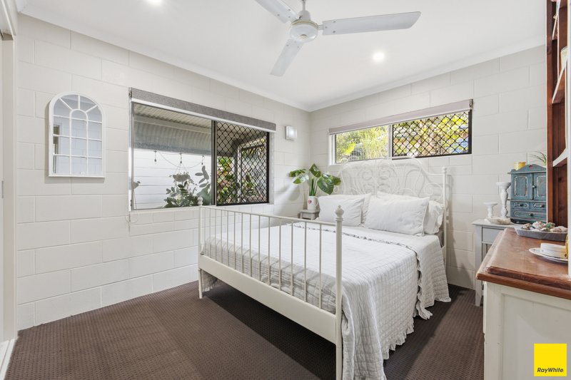 Photo - 4 Bena Street, Smithfield QLD 4878 - Image 10