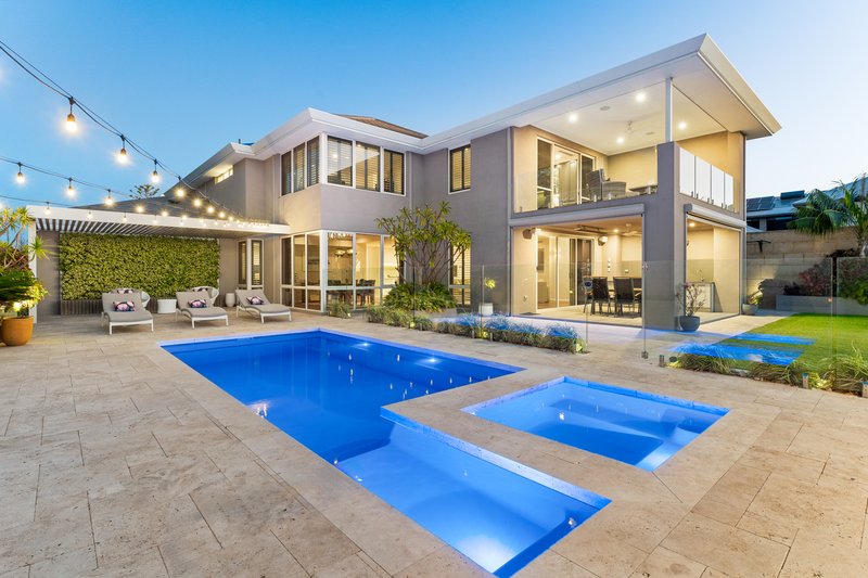 Photo - 4 Bendalong Boulevard, Secret Harbour WA 6173 - Image 1