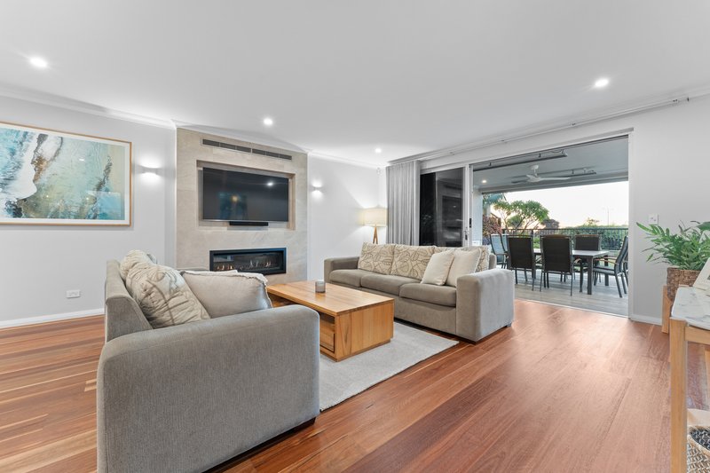 Photo - 4 Bendalong Boulevard, Secret Harbour WA 6173 - Image 6