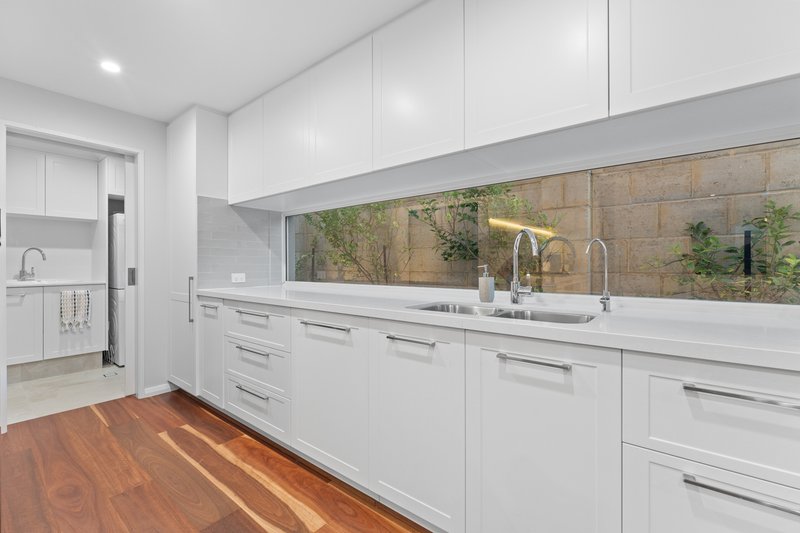 Photo - 4 Bendalong Boulevard, Secret Harbour WA 6173 - Image 13