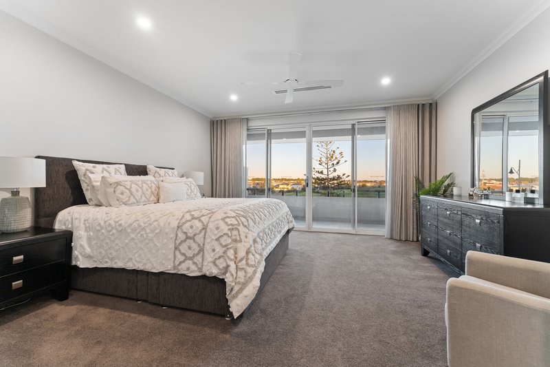 Photo - 4 Bendalong Boulevard, Secret Harbour WA 6173 - Image 17