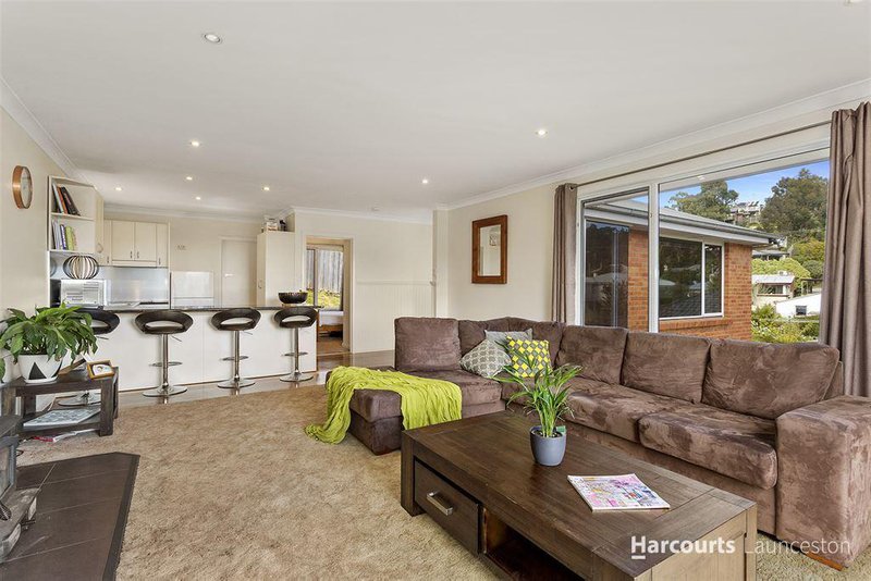 Photo - 4 Benjamin Street, Trevallyn TAS 7250 - Image 6
