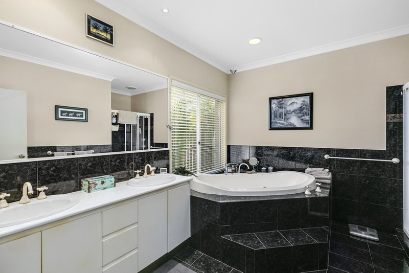 Photo - 4 Bentleigh Court, Robina QLD 4226 - Image 9