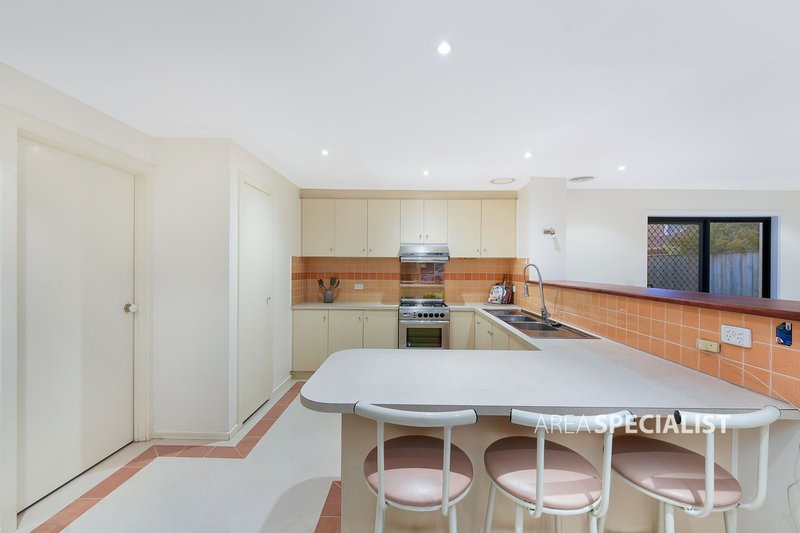 Photo - 4 Bergen Street, Keysborough VIC 3173 - Image 5