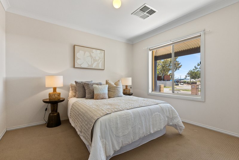 Photo - 4 Berkshire Street, Athol Park SA 5012 - Image 8