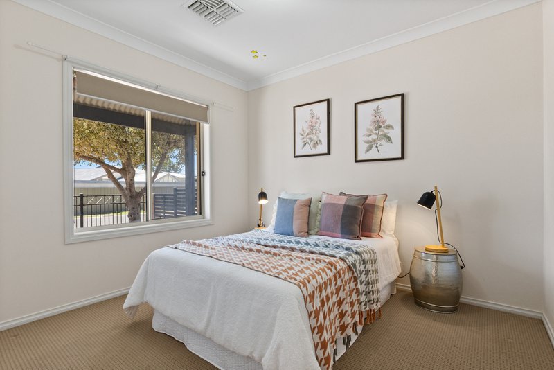 Photo - 4 Berkshire Street, Athol Park SA 5012 - Image 11