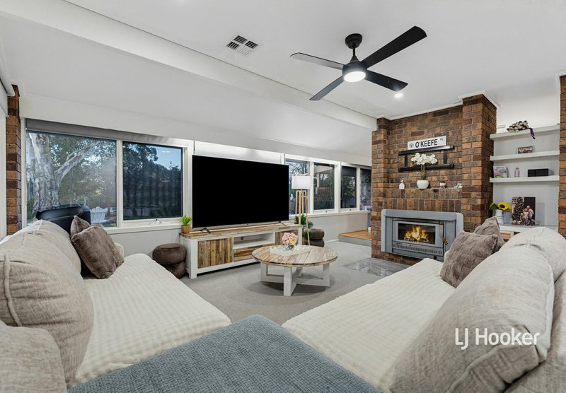 Photo - 4 Bidstrup Avenue, Broadford VIC 3658 - Image 2