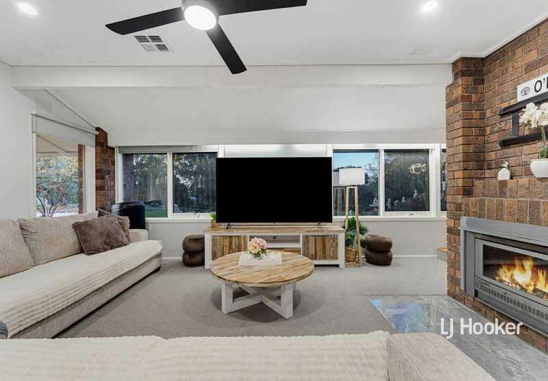 Photo - 4 Bidstrup Avenue, Broadford VIC 3658 - Image 3