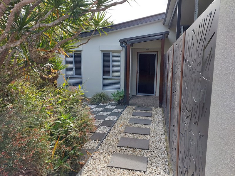 Photo - 4 Billabong Court, Gilston QLD 4211 - Image 3