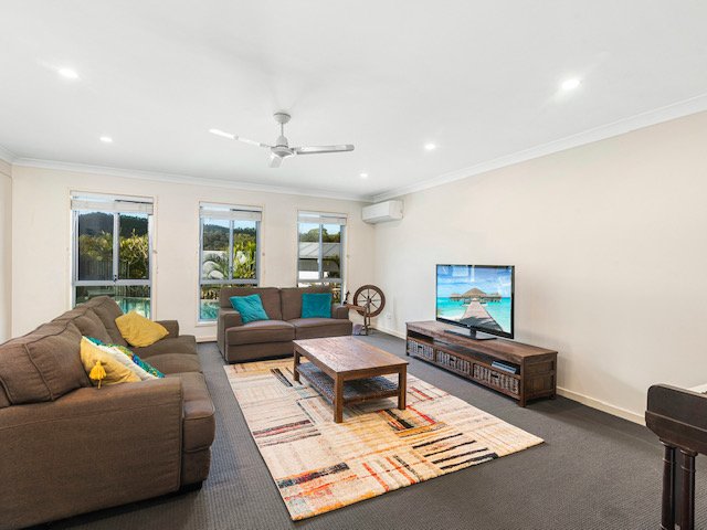 Photo - 4 Billabong Court, Gilston QLD 4211 - Image 11