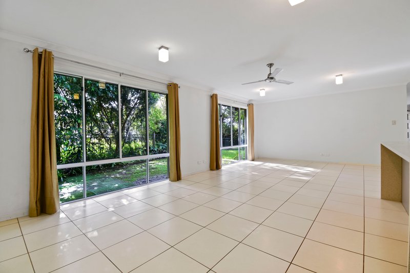 Photo - 4 Bimberri Court, Caloundra West QLD 4551 - Image 2