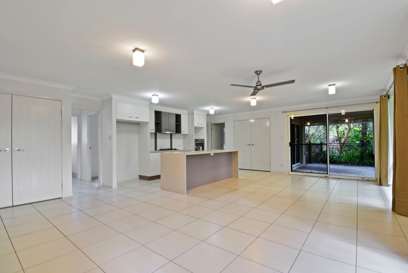 Photo - 4 Bimberri Court, Caloundra West QLD 4551 - Image 3