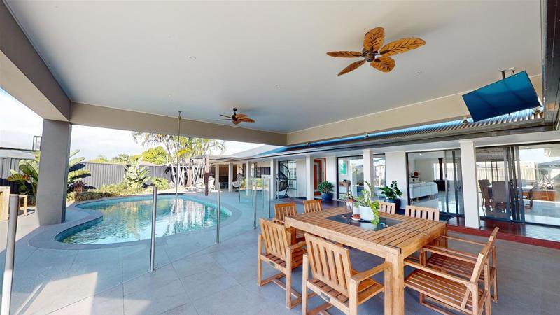 4 Birch Court, Palm Beach QLD 4221