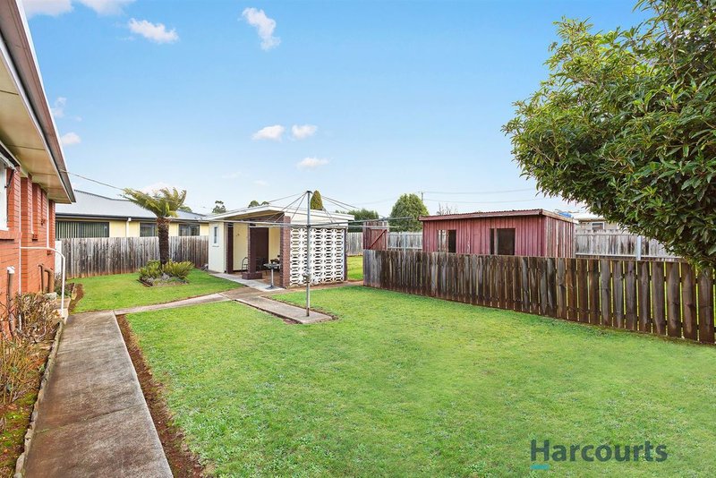 Photo - 4 Birch Street, Devonport TAS 7310 - Image 8