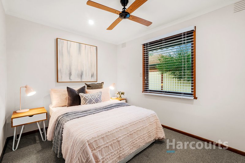 Photo - 4 Birkdale Close, Wantirna VIC 3152 - Image 9